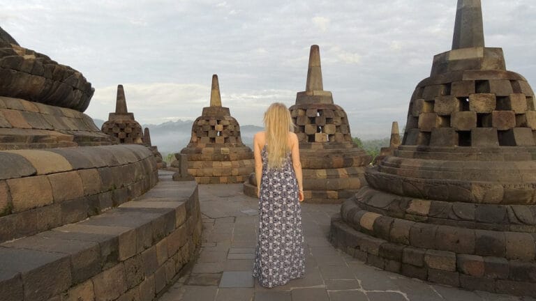 Jelajahi Keagungan Borobudur dari Yogyakarta