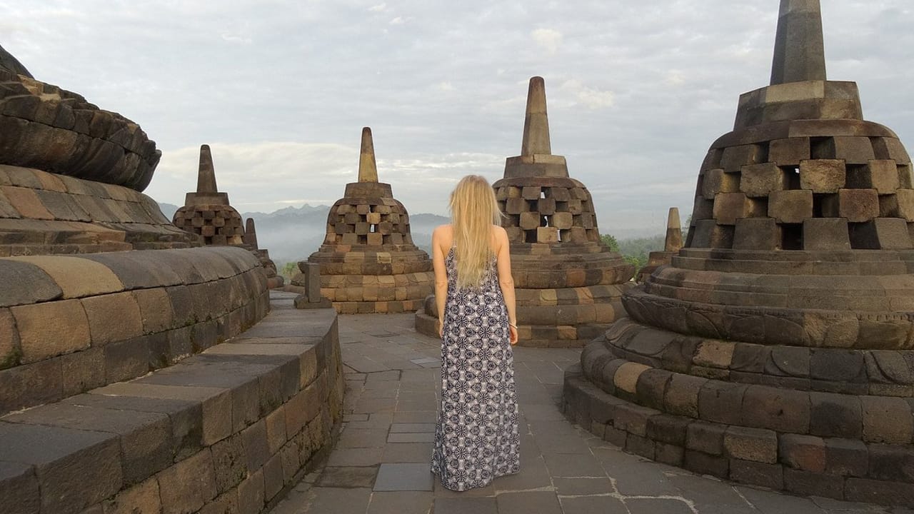 Jelajahi Keagungan Borobudur dari Yogyakarta