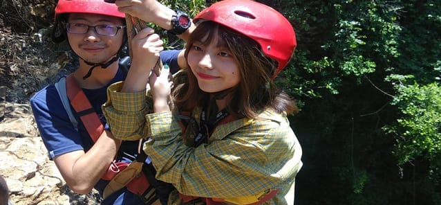 Petualangan Menanti di Goa Jomblang: Menjelajahi Gua Bawah Tanah yang Megah