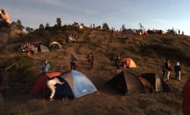 Paket Merbabu Prau Hiking Camping 5H4M