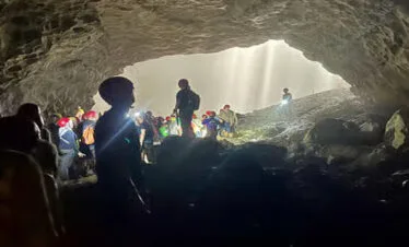 Paket Tour Goa Jomblang dan Goa Pindul: Satu Hari dari Yogyakarta
