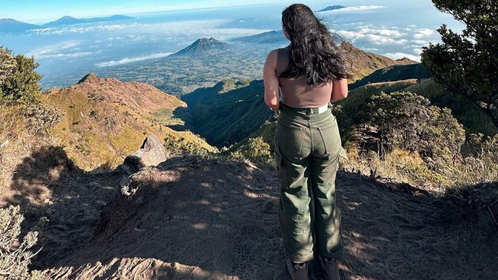 Hiking Camping Merbabu 2H1M Via Selo/Suwanting