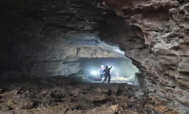 Keluar dari Rutinitas: Bertualang ke Goa Jomblang dan Goa Pindul di Gunung Kidul