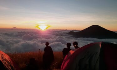 Tantangan Terbesar: Trip Hiking dan Camping 2 Hari ke Gunung Sumbing