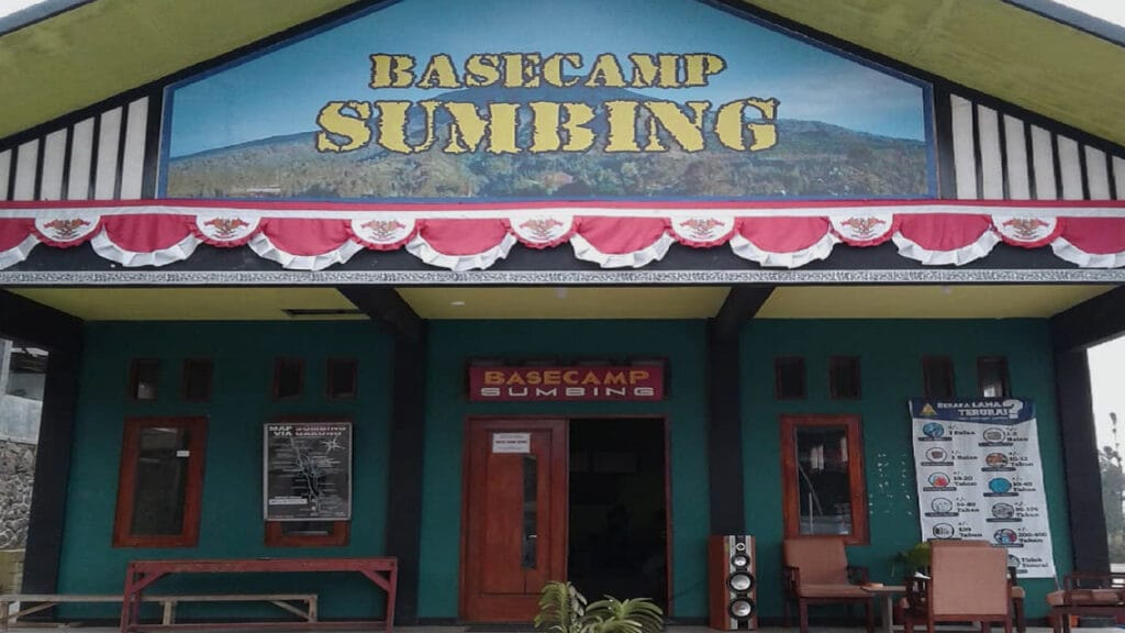 Dari Basecamp Garung ke Gunung Sumbing: Petualangan Hiking dan Camping yang Seru