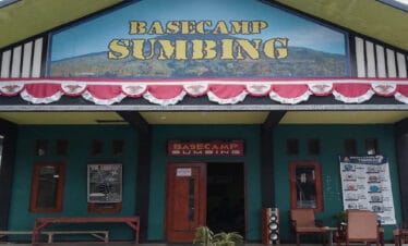 Dari Basecamp Garung ke Gunung Sumbing: Petualangan Hiking dan Camping yang Seru