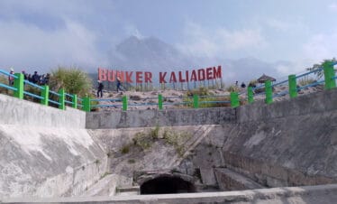 Lepaskan Sisi Petualang Anda dengan Tur Jeep Merapi dan Air Terjun Kedung Kayang