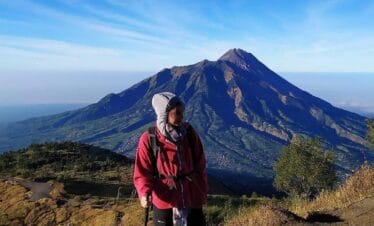 Sehari yang Tak Terlupakan - Mendaki Gunung Merbabu Indonesia Lewat Jalur SeloSuwanting